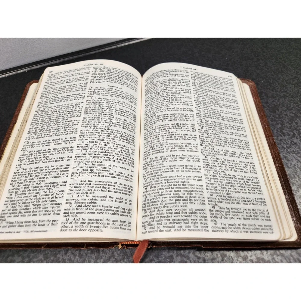 Vintage NASB New American Standard Bible AJ Holman 1973 Brown Concordance